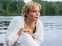 Слишком красивая жена (2013)